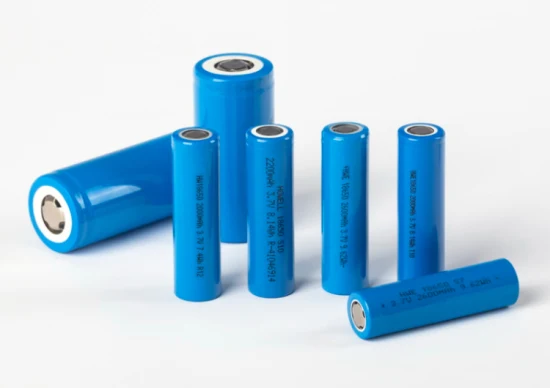 充電式ノートパソコンのバッテリー 2000mAh 2600mAh リチウムイオン太陽エネルギー貯蔵フォークリフト電気自動車 UPS パワーバンク電動スクーター E-バイク リチウムイオン電池 18650